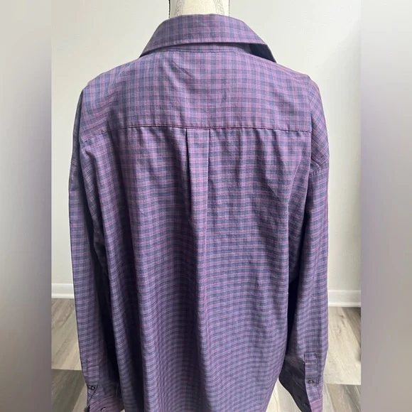 NWOT Men’s Purple Button Up Shirt! - Picture 3 of 13